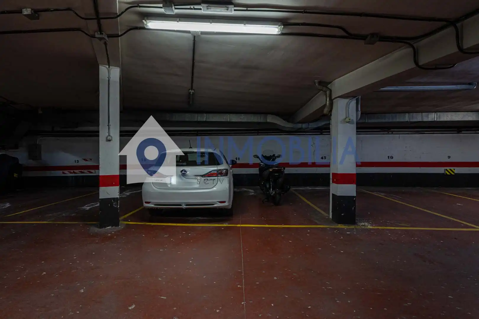 Parking de Piso en venta en Madrid con Aire acondicionado, Calefacción y Trastero