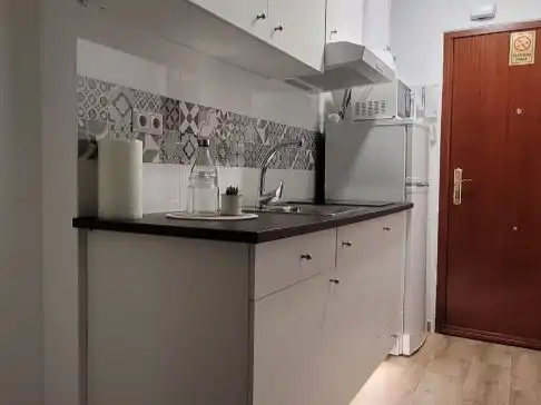 Küche von Wohnung zur Miete in Roquetas de Mar mit Klimaanlage, Terrasse und Balkon