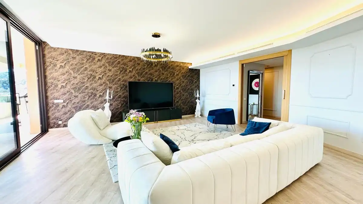 Living room of Flat for sale in Mijas  with Air Conditioner, Terrace and Storage room