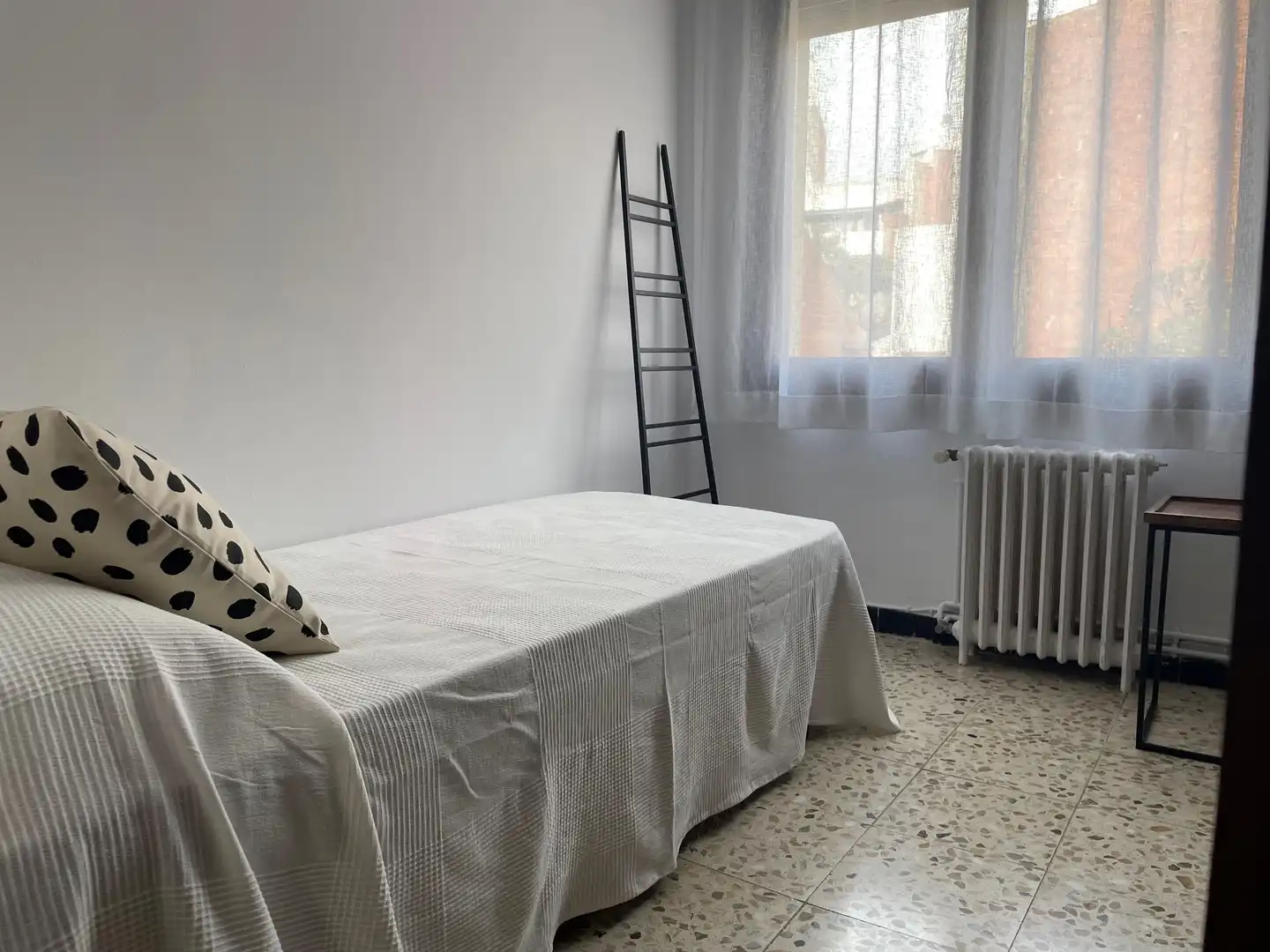 Einfamilien-Reihenhaus zur Miete in Carrer Mossèn Jacint Verdaguer, Centre