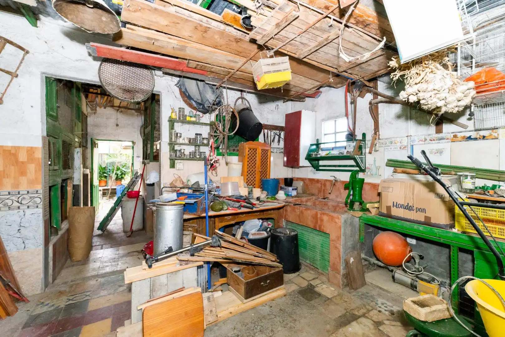 Finca rústica en venda en Fuente Vaqueros amb Jardí privat