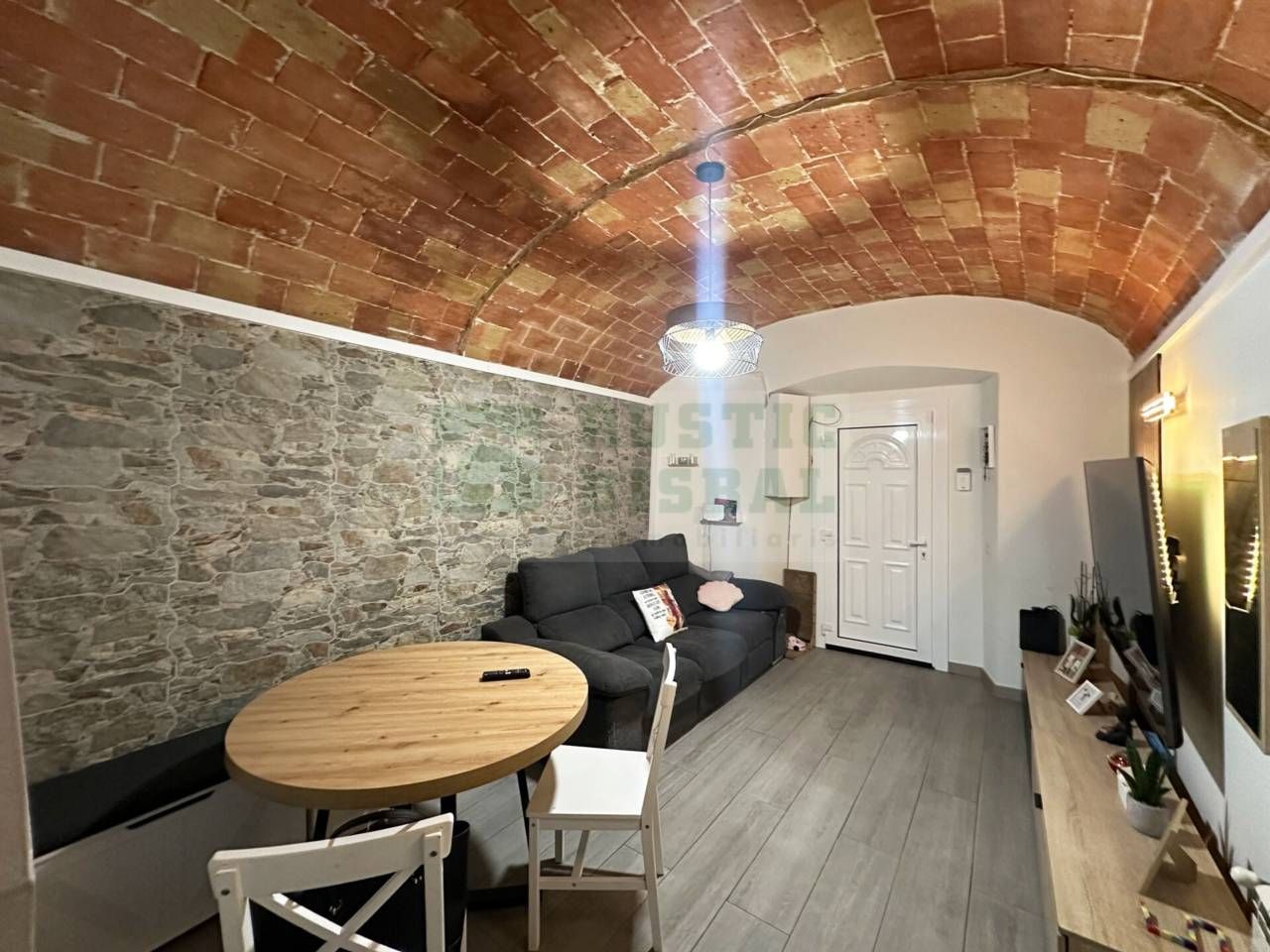 Sala de estar de Finca rústica en venta en La Bisbal d'Empordà con Calefacción, Jardín privado y Parquet