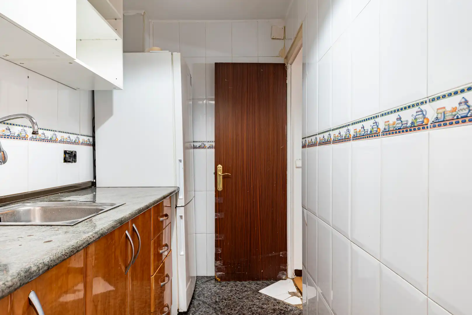 Cuina de Pis en venda en Badalona amb Parquet, Forn i Alarma