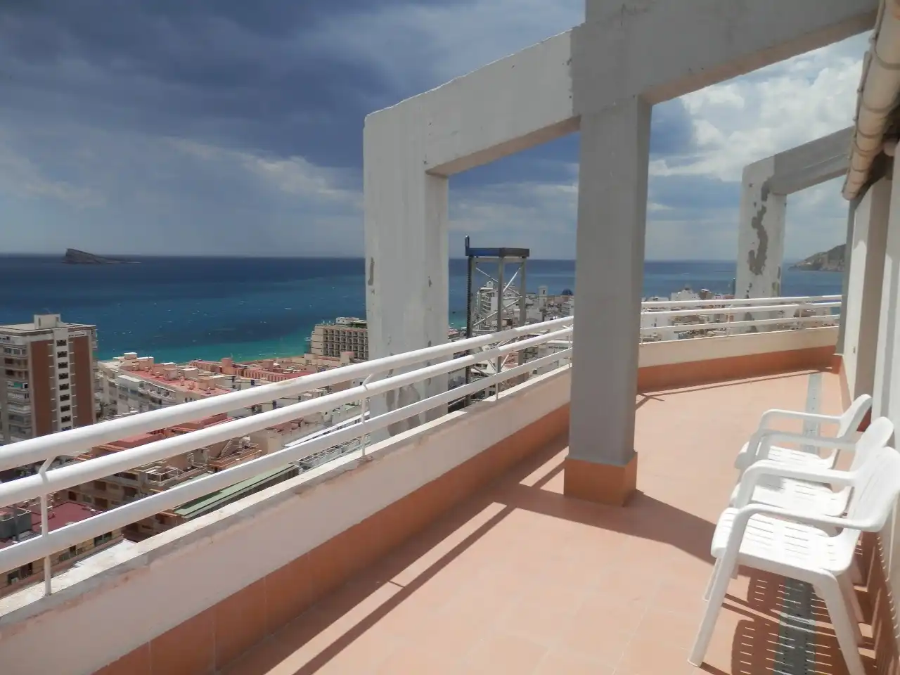 Appartement compact avec piscine à vendre à Playa de Poniente