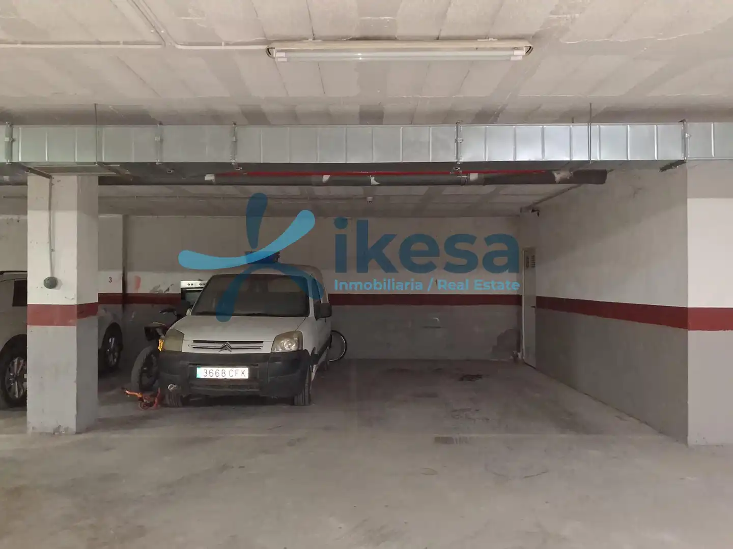 Aparcament de Pis en venda en Dos Hermanas