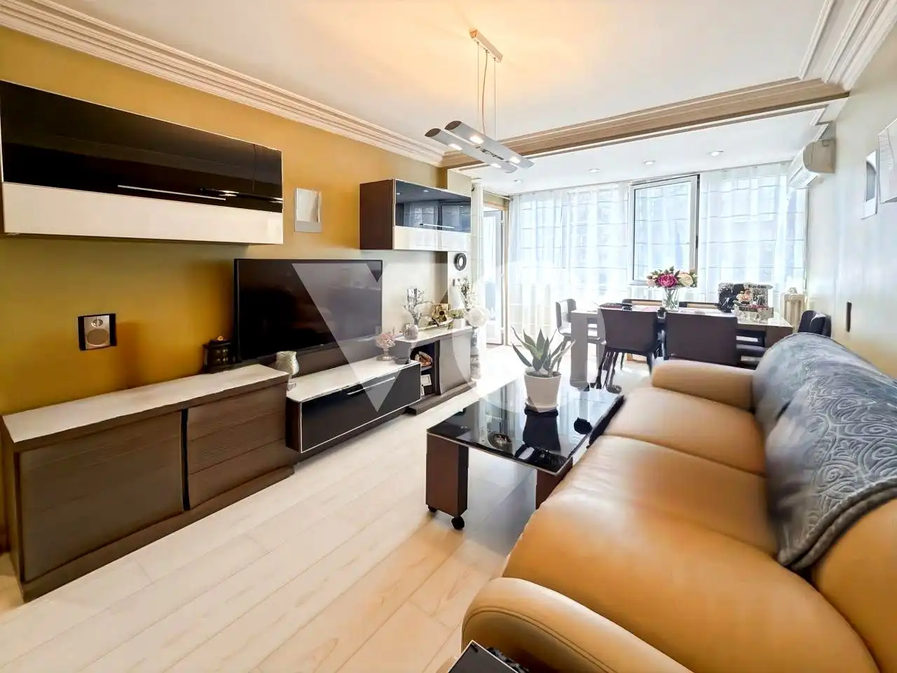 Living room of Flat for sale in Madrid  with Air Conditioner, Heating and Terrace