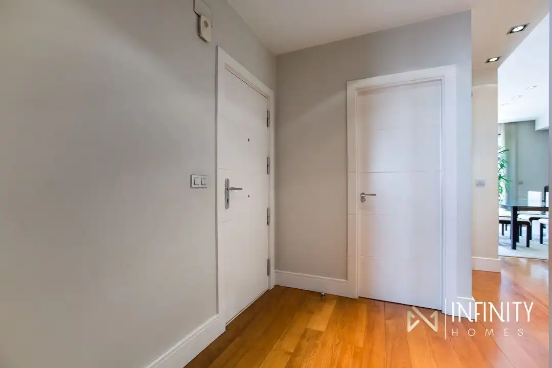 Piso de alquiler en Bilbao  con Calefacción, Terraza y Horno
