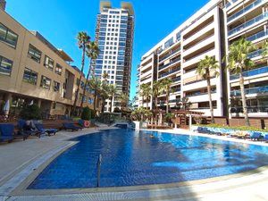 Piscina de Apartament en venda en  Barcelona Capital amb Aire condicionat, Traster i Balcó