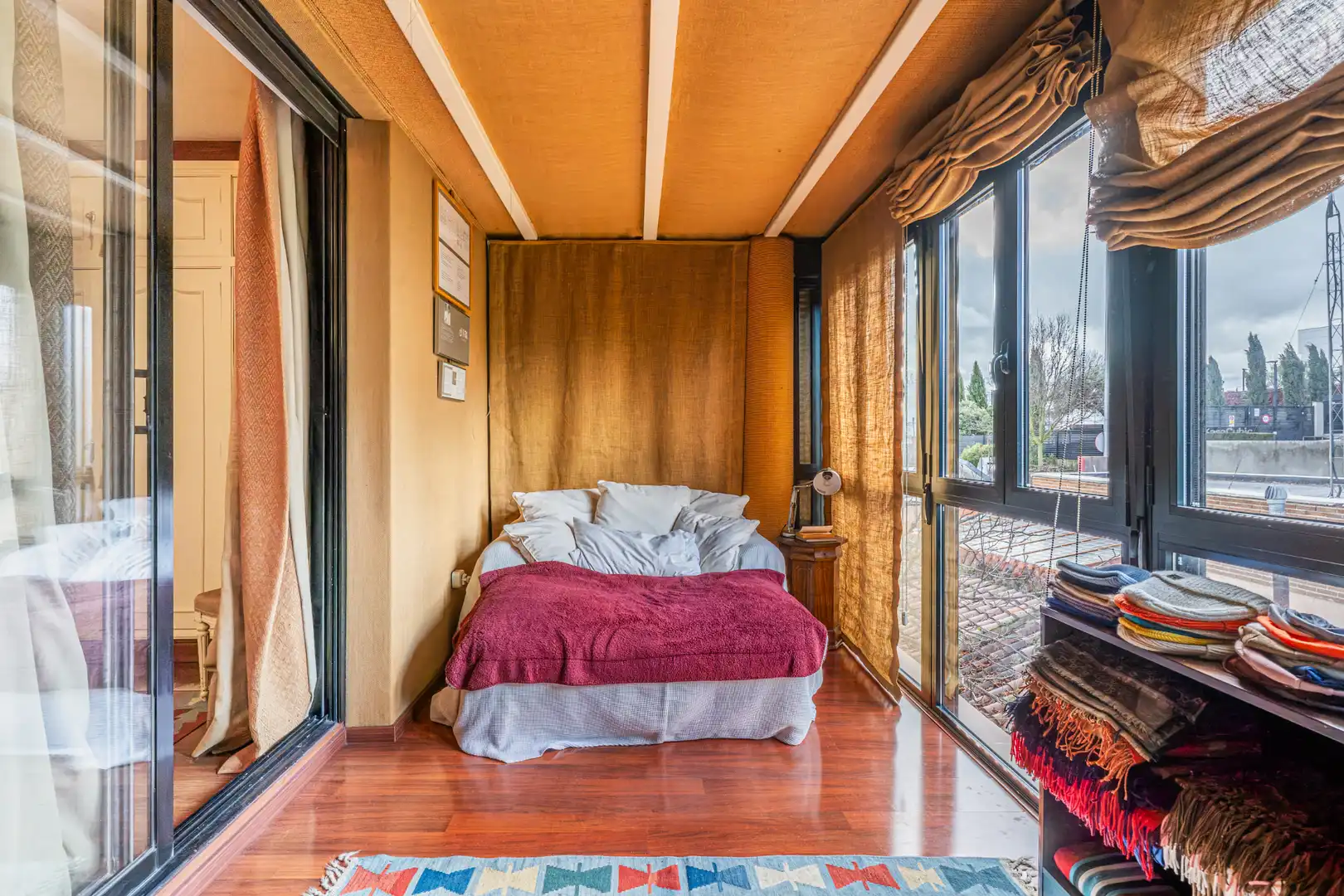 Bedroom of Detached homes for sale in Las Rozas de Madrid  with Air Conditioner, Heating and Private garden