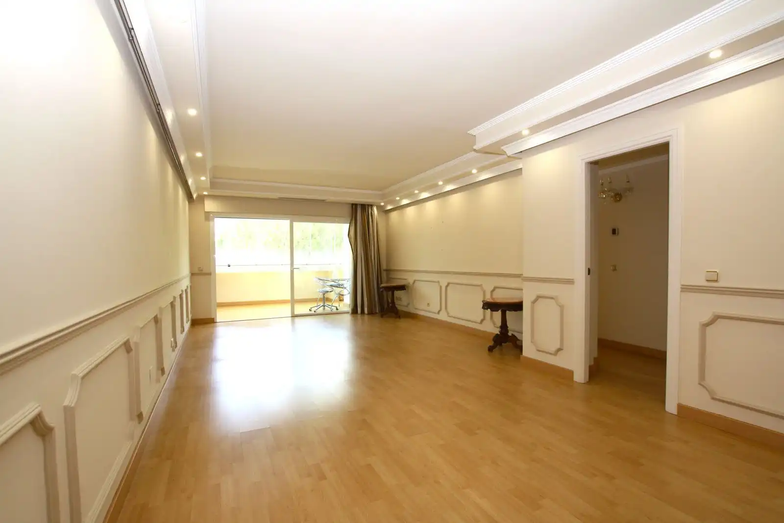 Comedor de Apartamento en venta en Marbella con Terraza, Trastero y Amueblado
