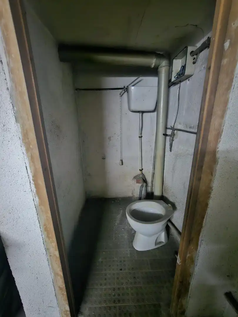 Baño de Local en venta en Sabadell