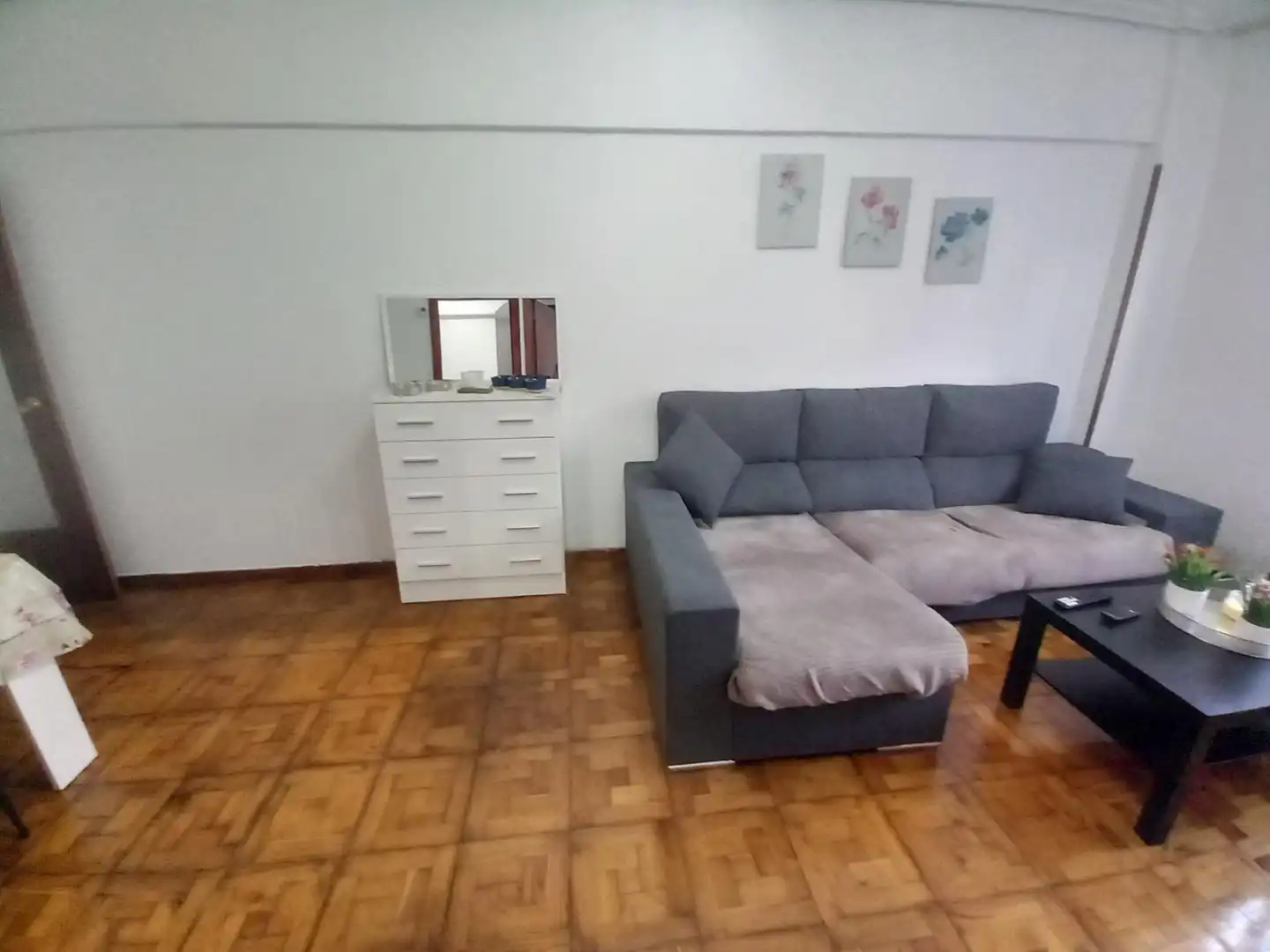 Wohnung zur Miete in Calle Ansar, Inmobiliaria - Barreda