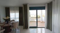 Dormitori de Apartament en venda en Orihuela amb Jardí privat, Terrassa i Balcó