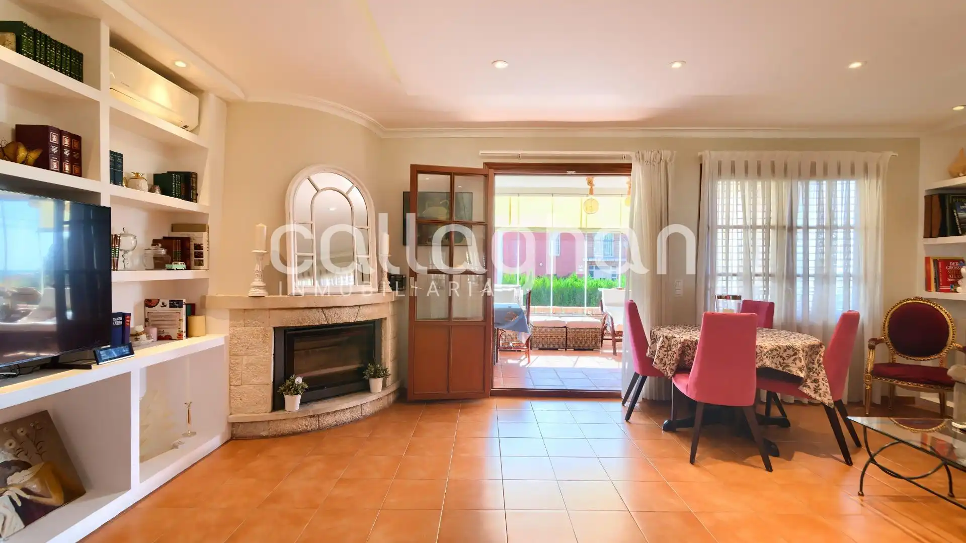 Living room of Houses for sale in Sagunto / Sagunt  with Private garden