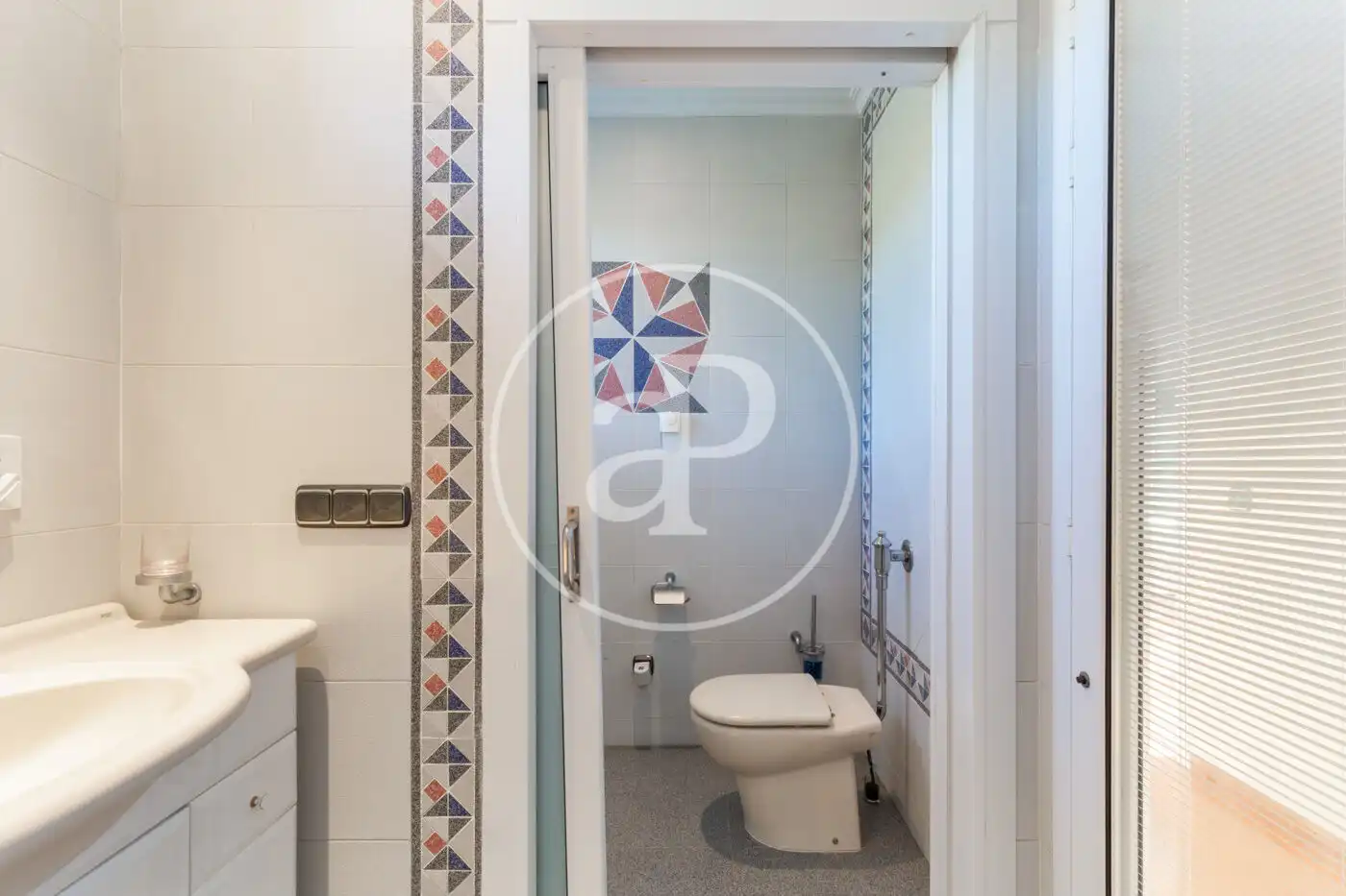 Baño de Casa o chalet en venta en Serra con Aire acondicionado, Calefacción y Jardín privado