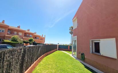 Jardí de Casa o xalet en venda en Manilva amb Aire condicionat, Calefacció i Jardí privat