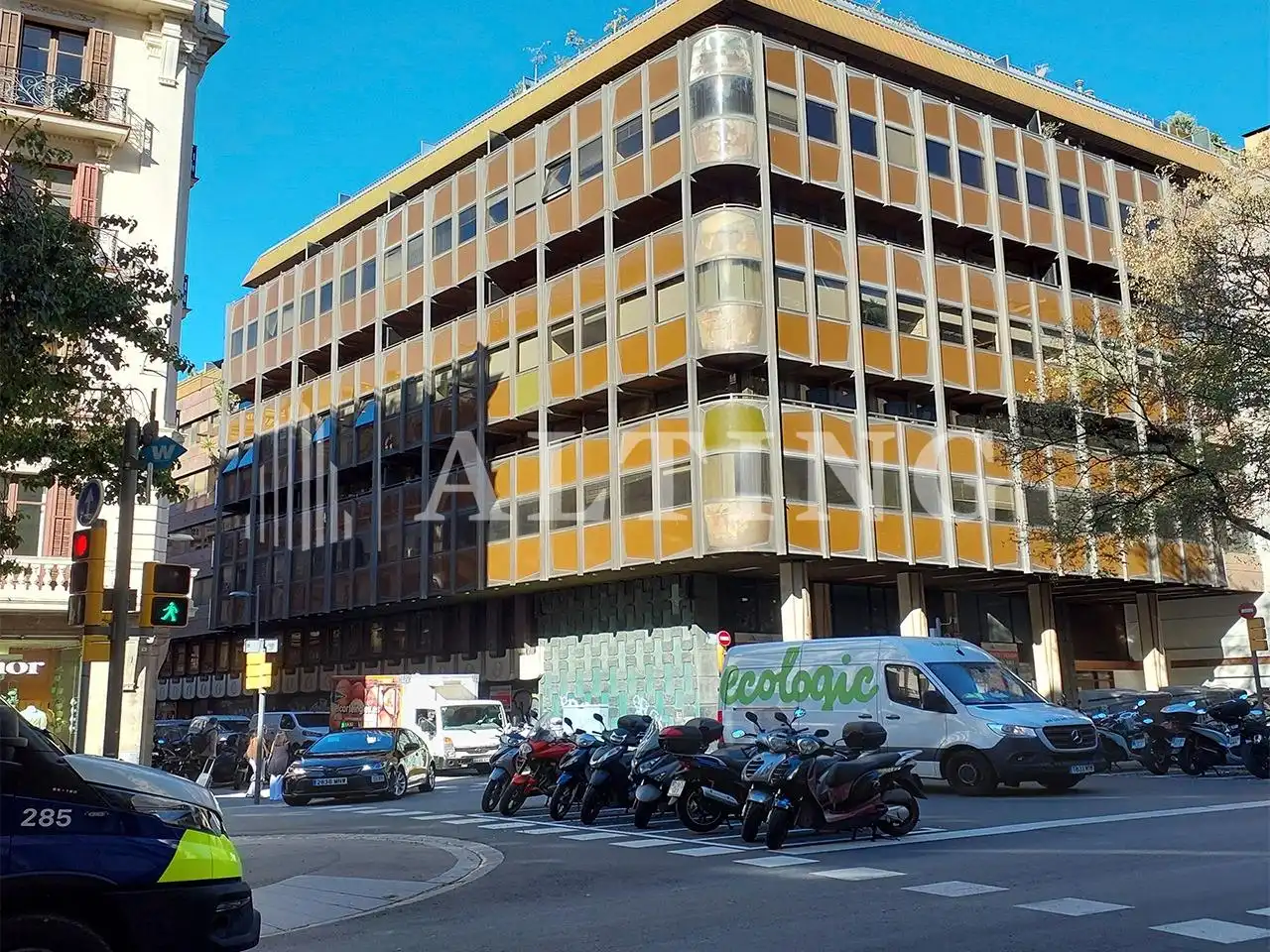 Bureau avec ascenseur à louer à Via Augusta, imagen 2