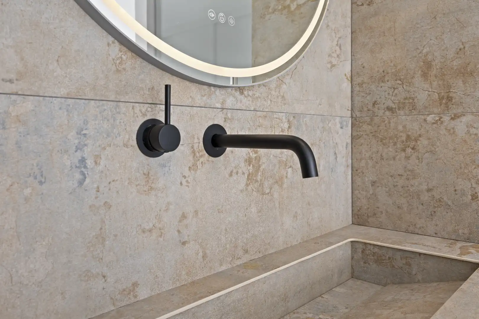 Baño de Ático en venta en Estepona con Aire acondicionado, Terraza y Piscina