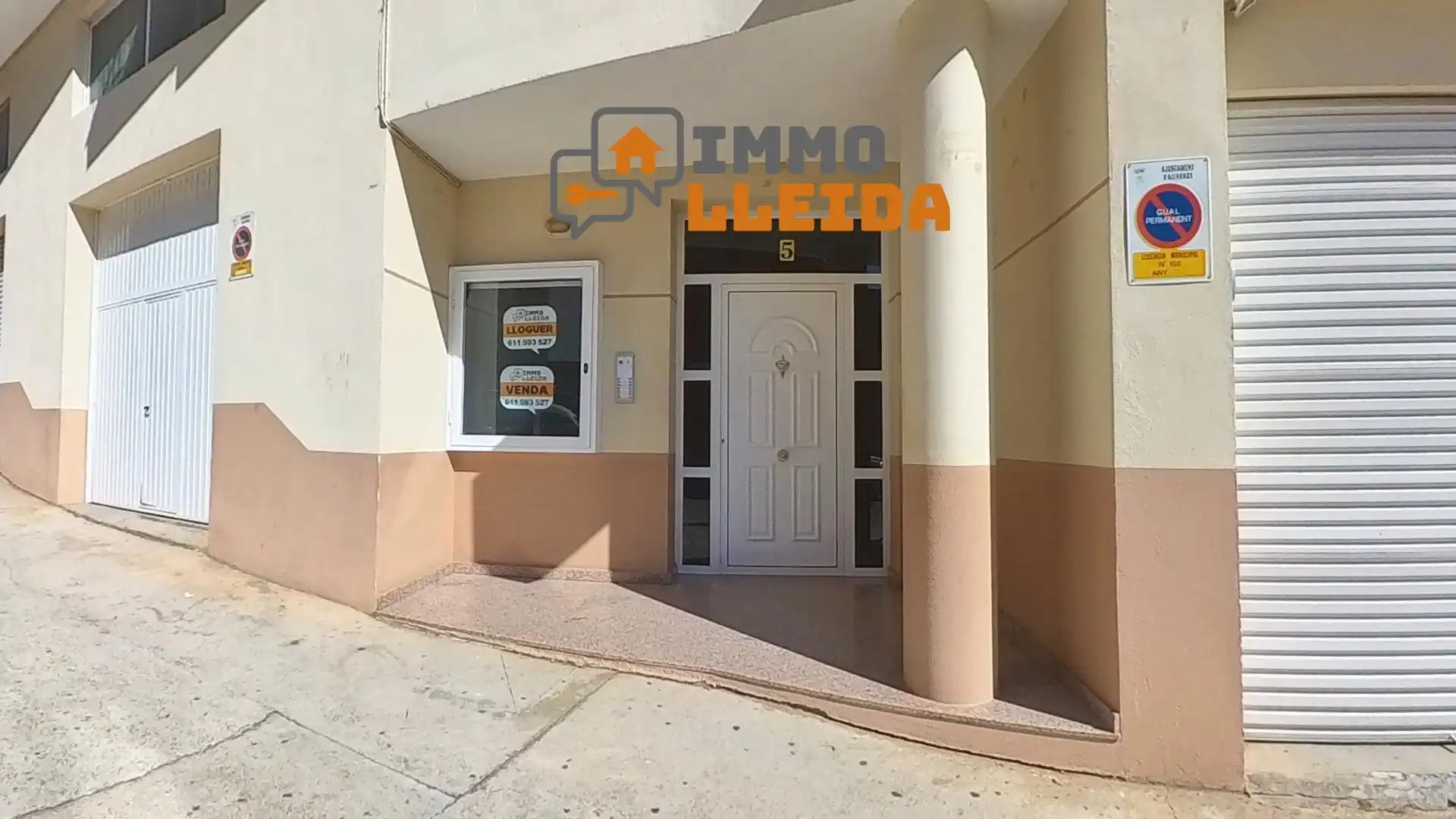 Außenansicht von Geschaftsraum zum Verkauf in Alfarràs mit Terrasse