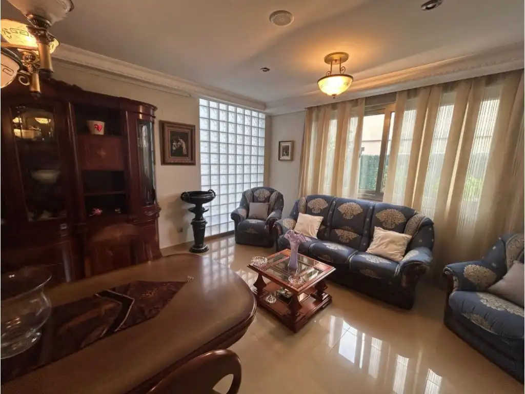 Sala d'estar de Casa o xalet en venda en Gandia amb Aire condicionat, Jardí privat i Terrassa