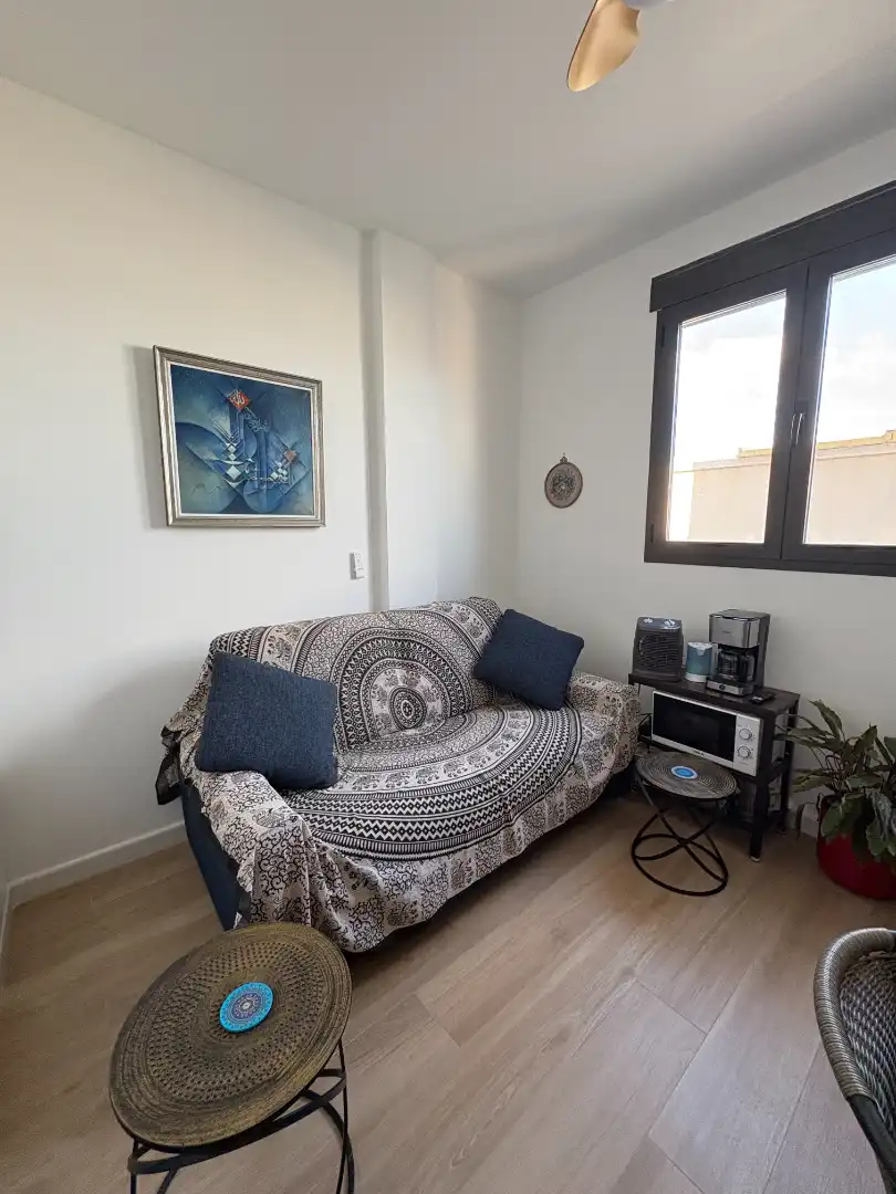 Sala d'estar de Casa adosada en venda en Alcantarilla amb Aire condicionat, Terrassa i Traster