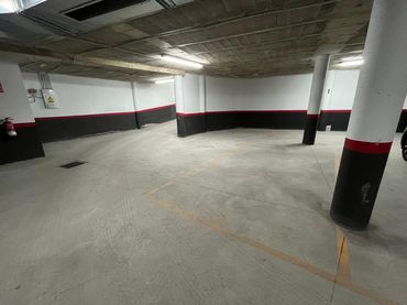 Individual con ascensor en venta en Calle Santa Ana 107