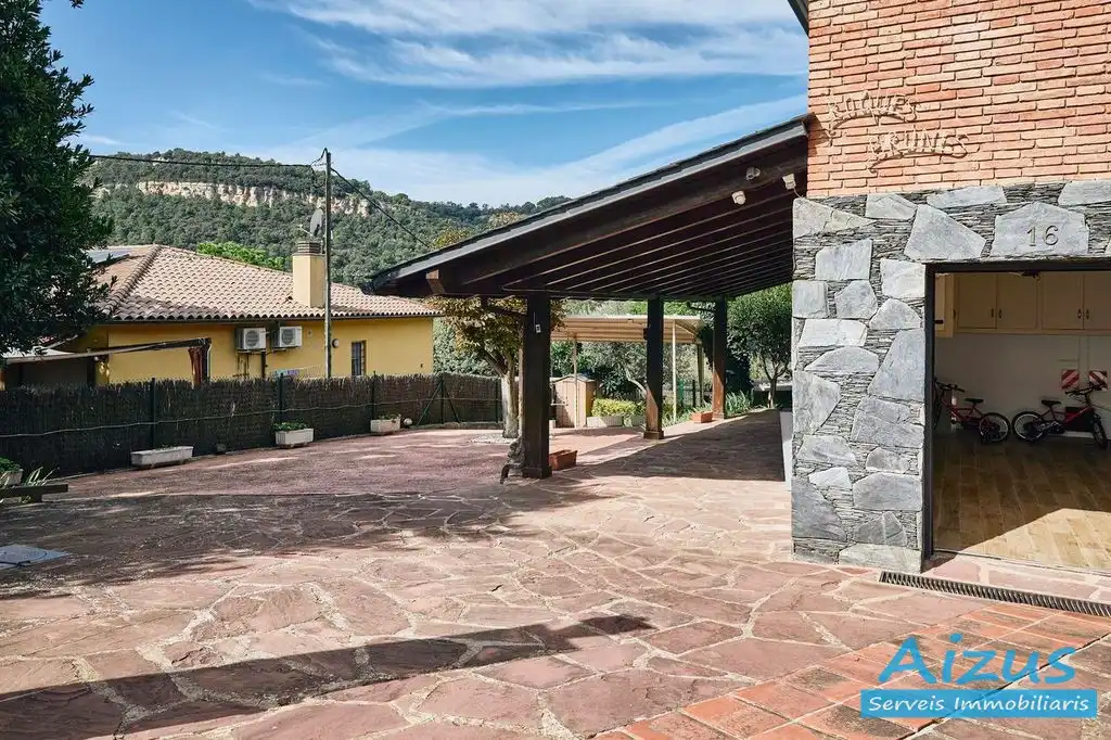 Jardín de Casa o chalet en venta en Seva con Aire acondicionado, Calefacción y Jardín privado