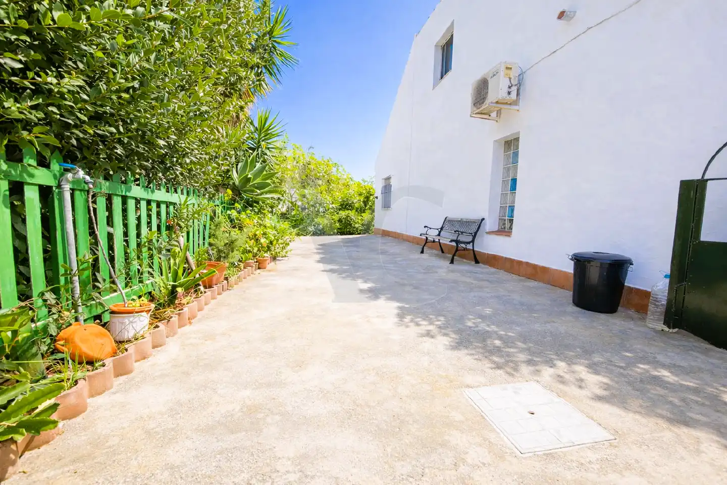 Vista exterior de Casa o xalet en venda en Chiclana de la Frontera
