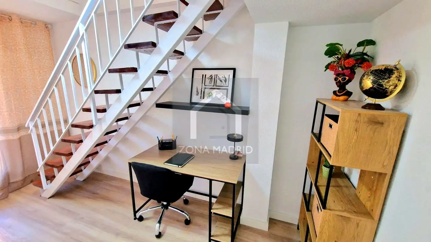 Piso en venta en Madrid con Aire acondicionado, Terraza y Amueblado