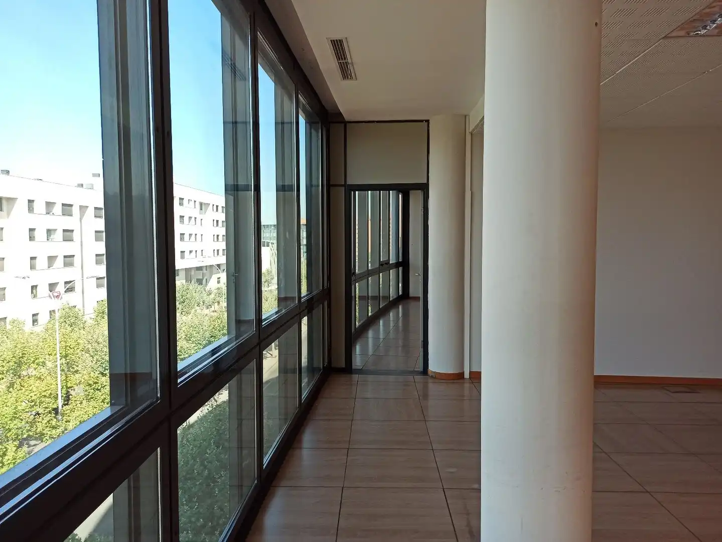Office for sale in León Capital   with Heating