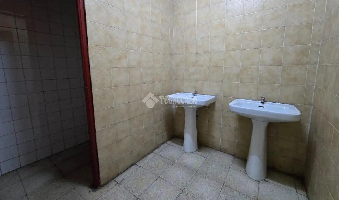 Bathroom of Garage for sale in Fuenlabrada