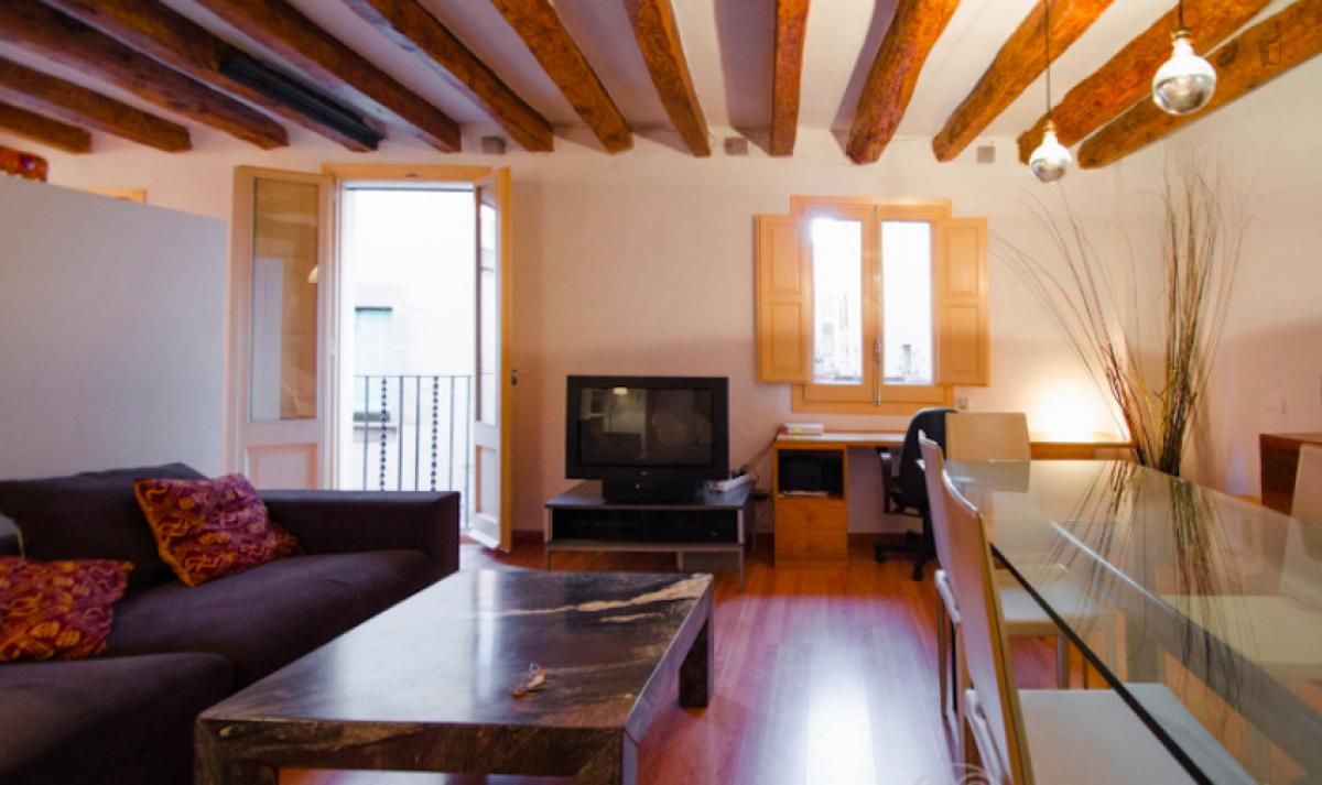 Study to rent in Barri Gòtic