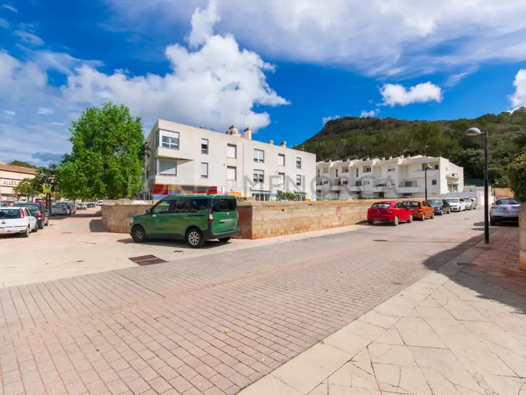 Terreny residencial en venda a Ferreries poble, imagen 5