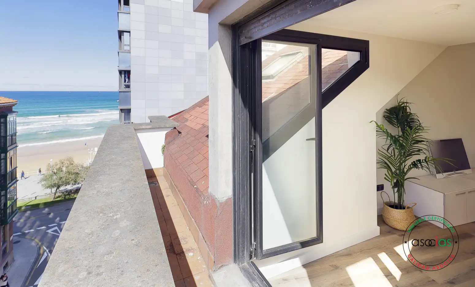 Terraza de Piso en venta en Gijón  con Calefacción, Terraza y Balcón
