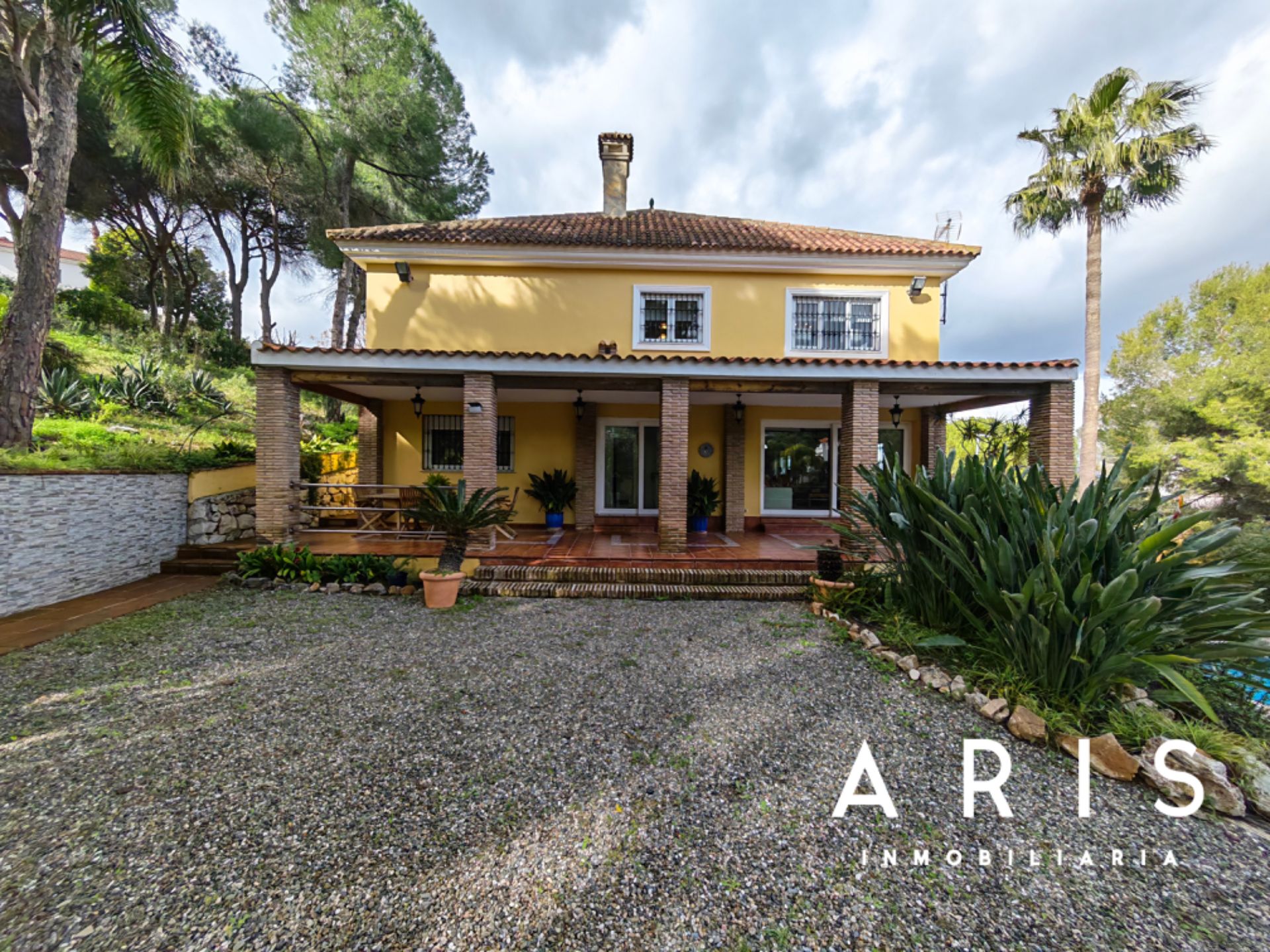 Exterior view of House or chalet for sale in Alhaurín de la Torre  with Air Conditioner, Private garden and Terrace