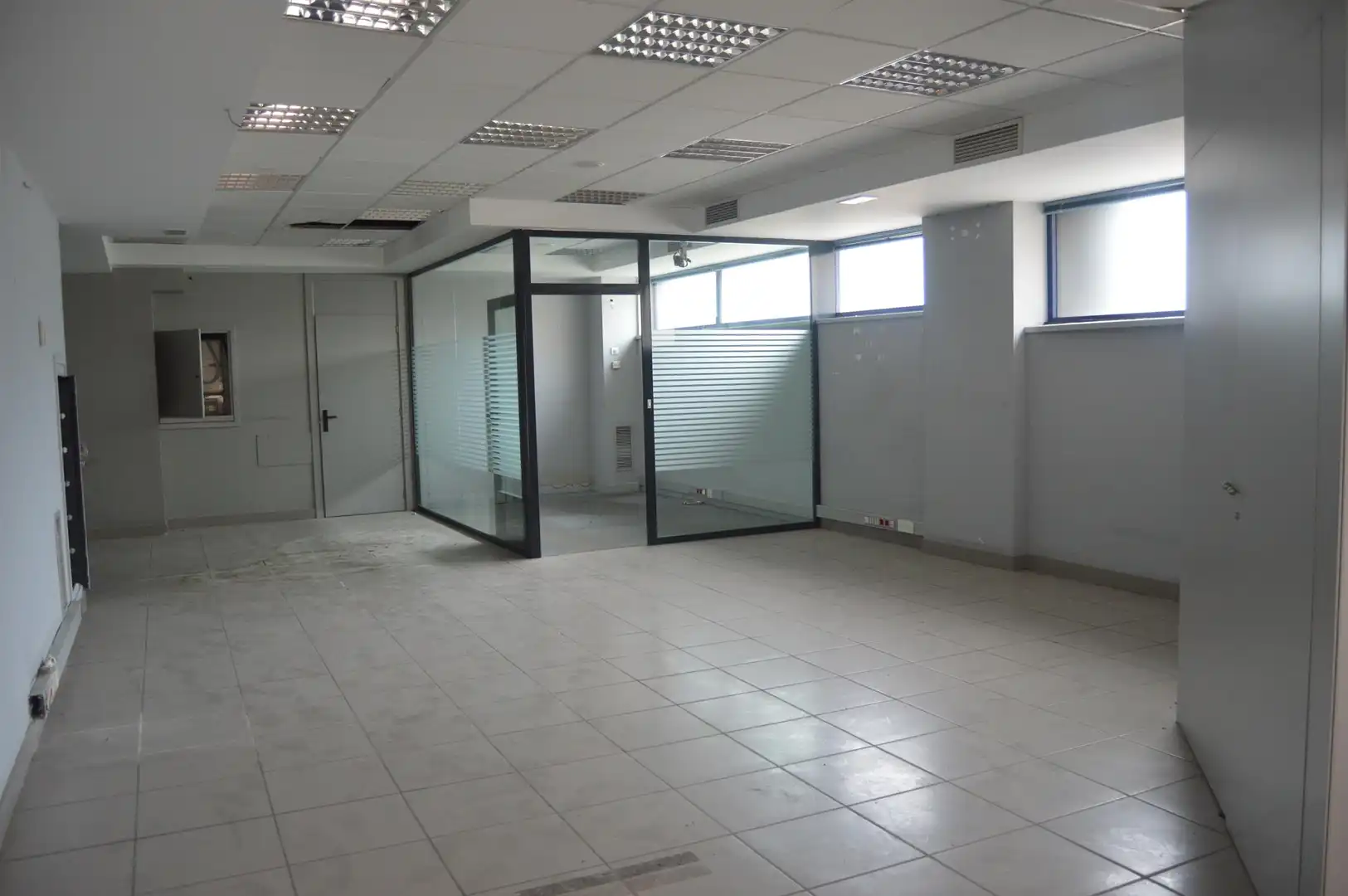 Local comercial en venda a C/ Egetiaga Uribarri Kalea, imagen 3
