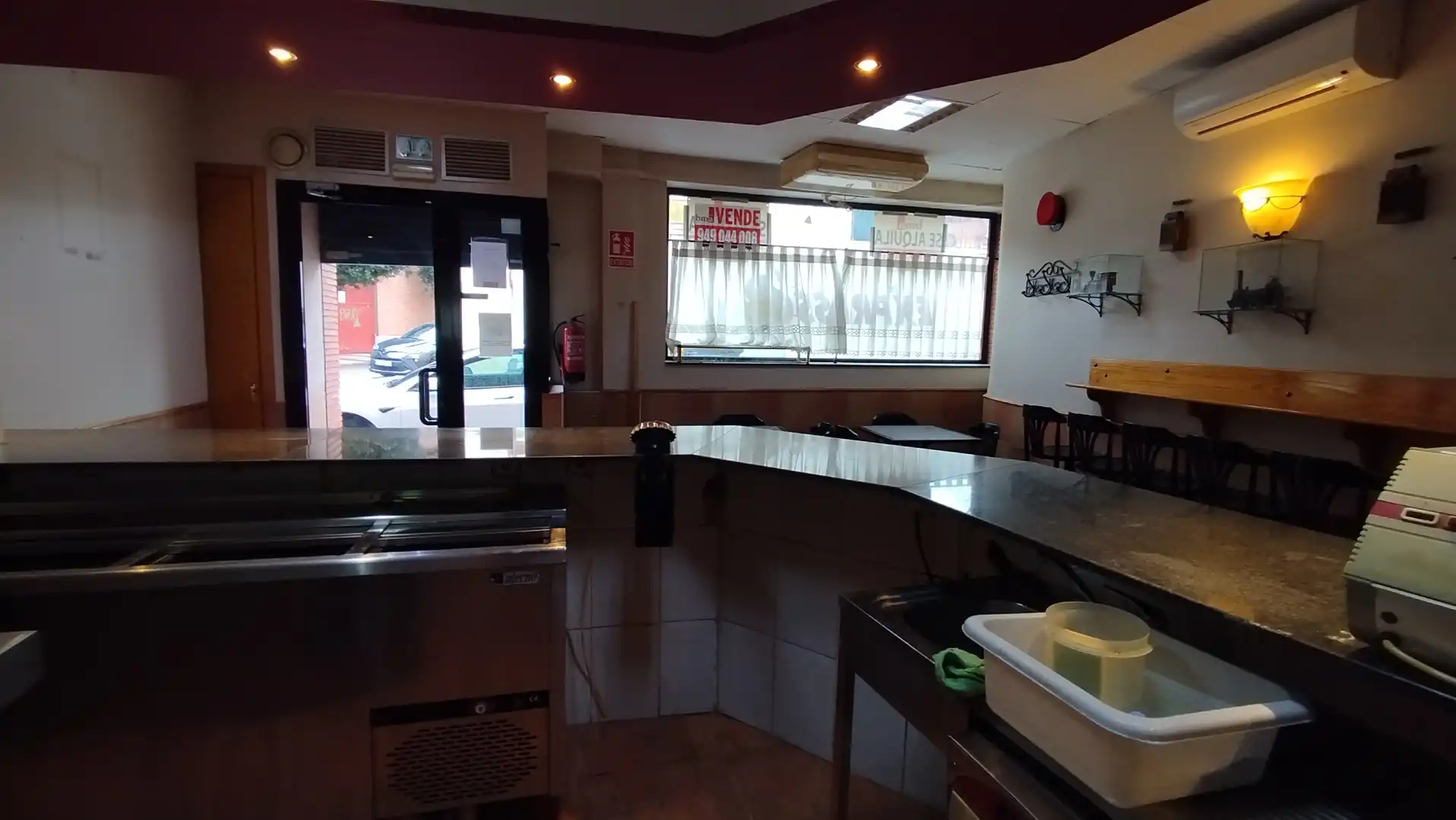 Local de alquiler en Azuqueca de Henares con Aire acondicionado, Calefacción y Amueblado