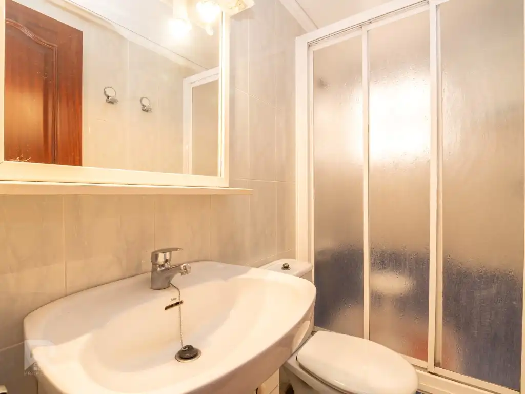Bathroom of Flat for sale in Gandia