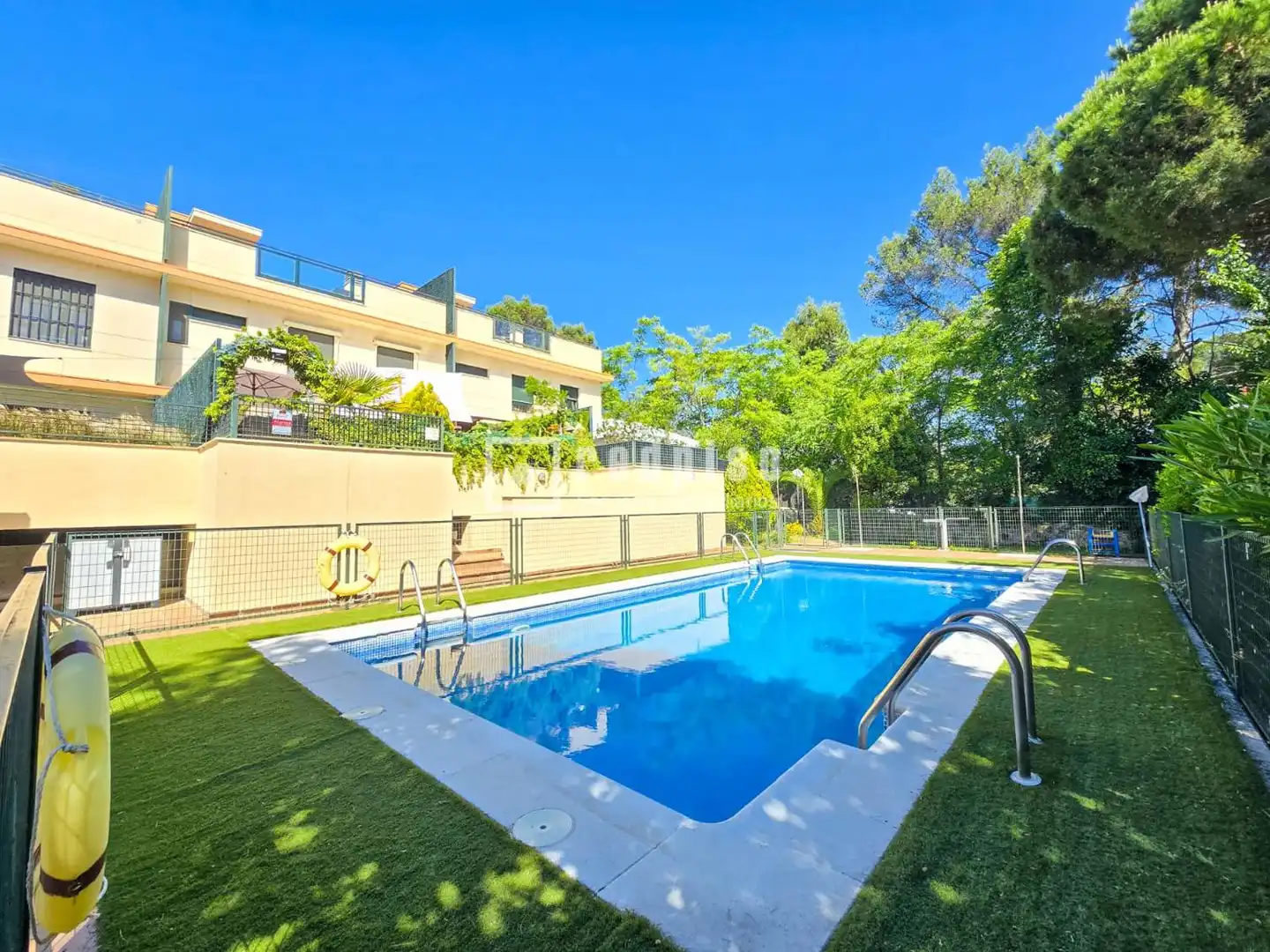 Piscina de Casa o xalet en venda en Collado Villalba amb Calefacció, Terrassa i Traster