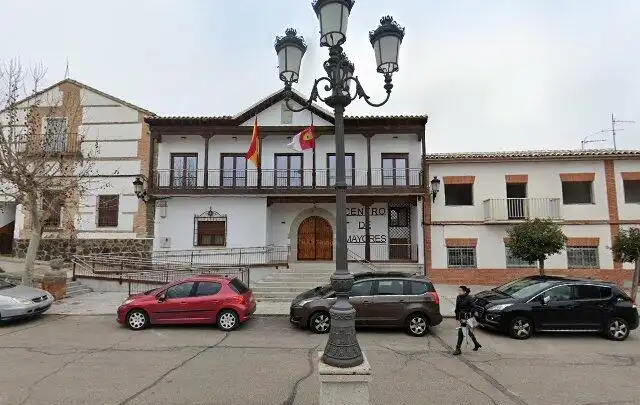 Vista exterior de Piso en venta en Olías del Rey