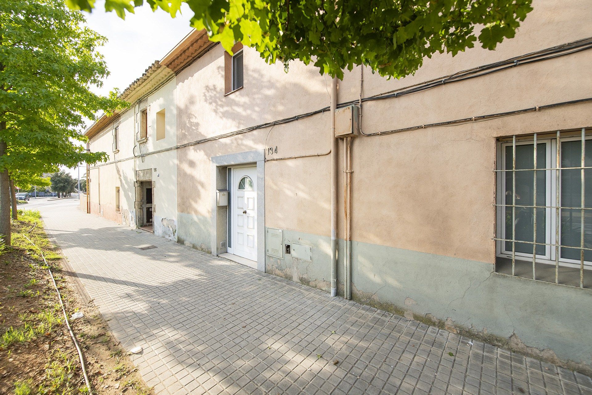 Vista exterior de Casa adosada en venda en Banyoles amb Calefacció