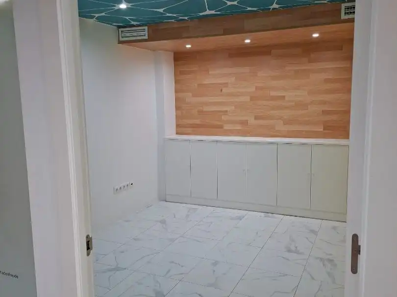 Büro mit Aufzug zur Miete in Pedro Lorca 6, imagen 8