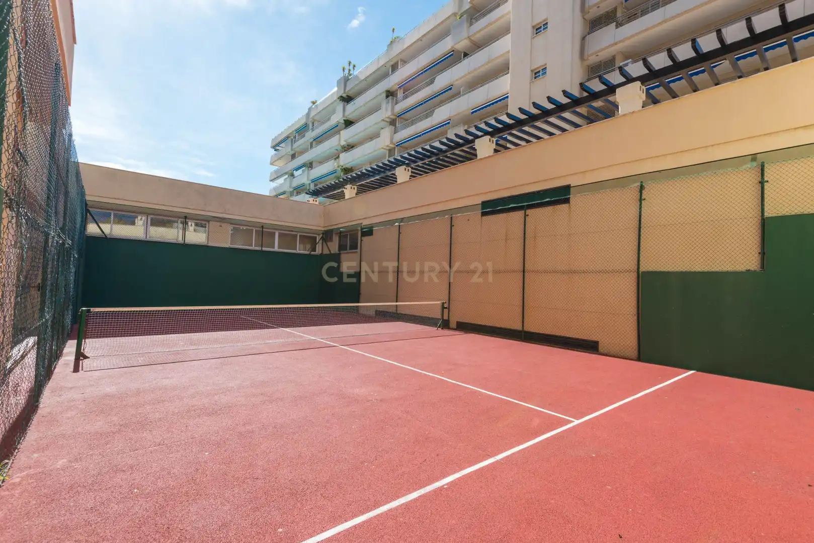Mini appartamento con piscina in vendita a Calle Ramón Areces, Marbella, Spain Marina Banús 2, imagen 41
