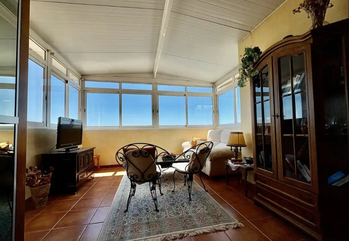 Chalet con terraza en venta en Calle canal de la mancha 19, imagen 9