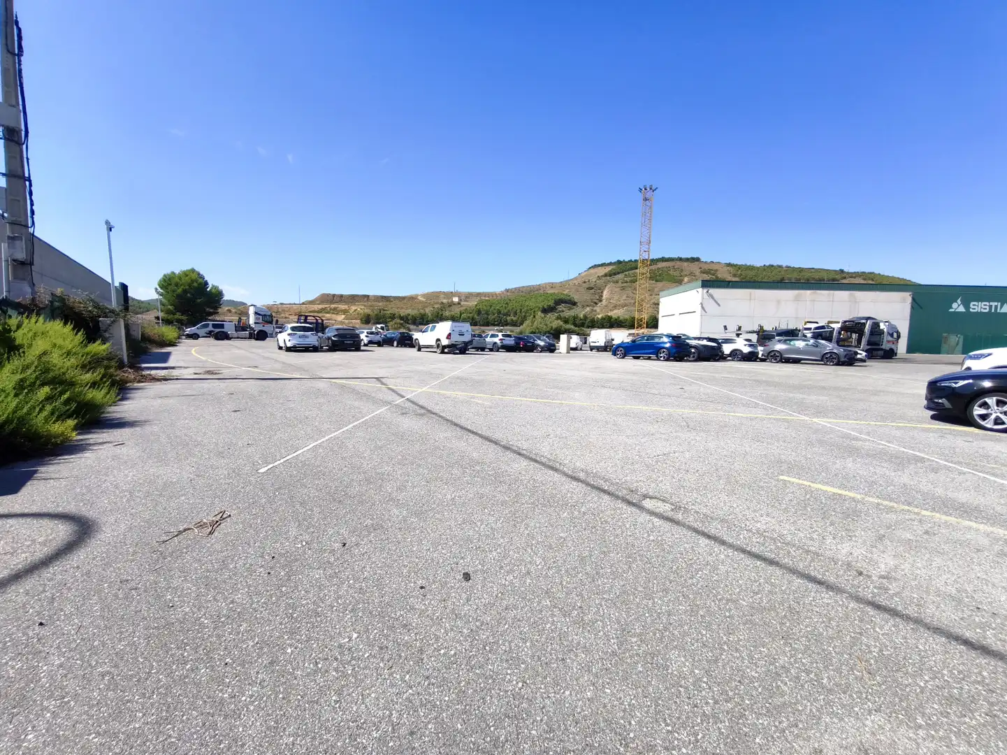 Parking de Nave industrial en venta en Agoncillo