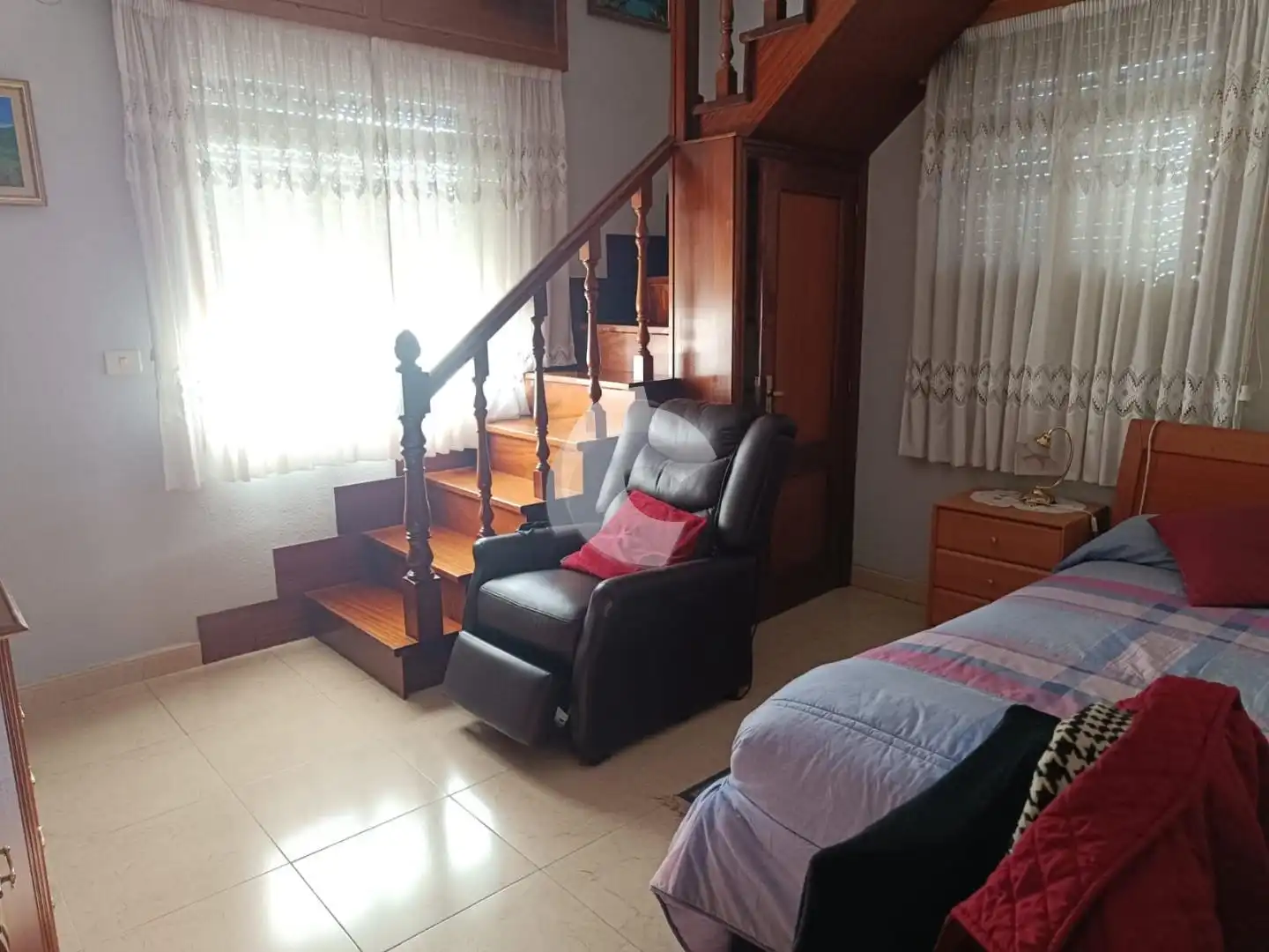 Living room of Detached homes for sale in Ourense Capital   with Heating and Balcony