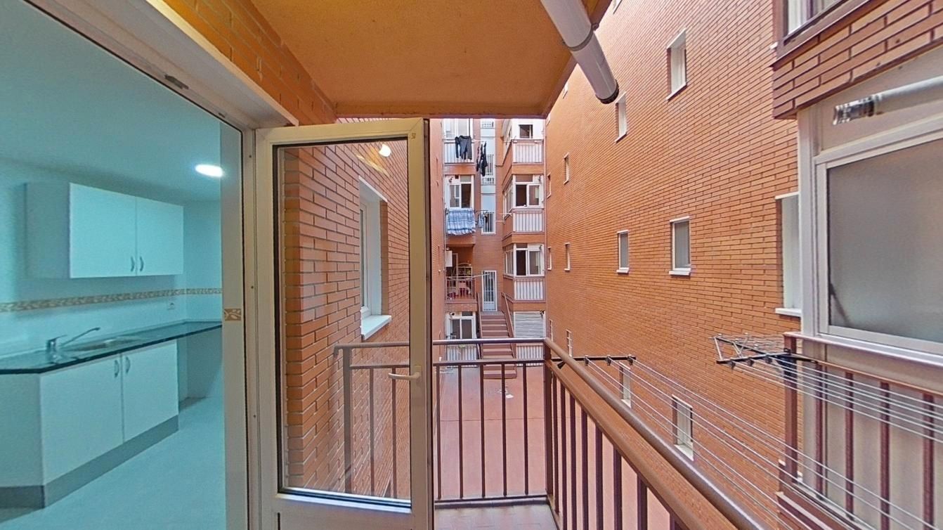 Balcony of Flat for sale in Torrejón de Ardoz  with Heating, Storage room and Oven