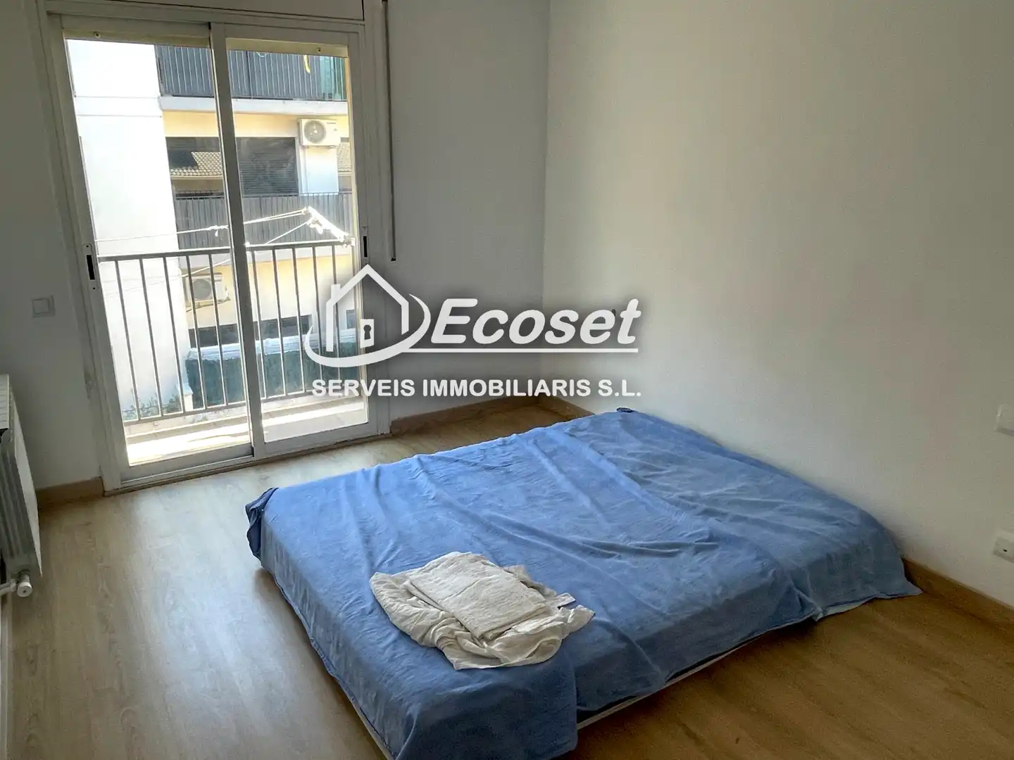 Habitación de Dúplex en venta en Vallirana con Aire acondicionado, Calefacción y Horno