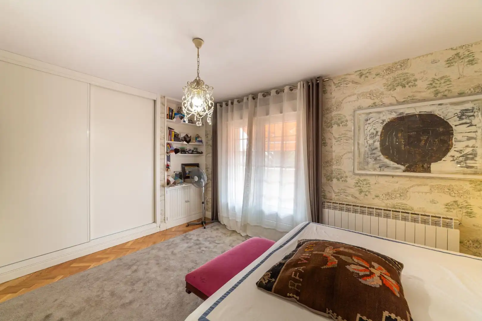 Habitación de Casa adosada en venta en Simancas con Calefacción, Jardín privado y Alarma