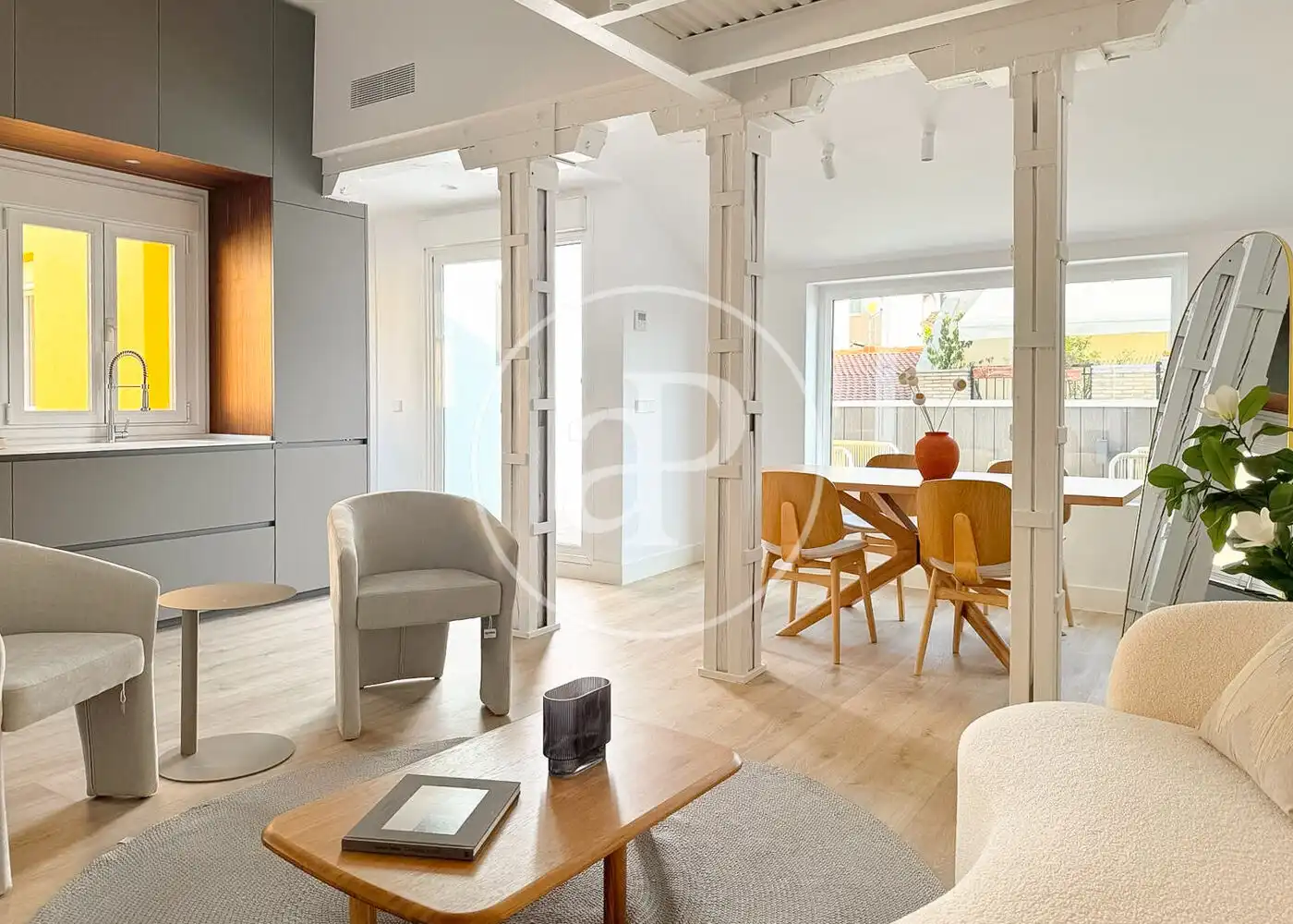 Living room of Flat for sale in Madrid  with Air Conditioner, Heating and Terrace